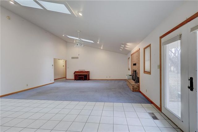 2908 Woodgate Drive, Pittsburg, KS 66762