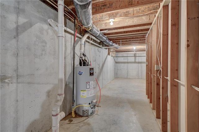 2908 Woodgate Drive, Pittsburg, KS 66762