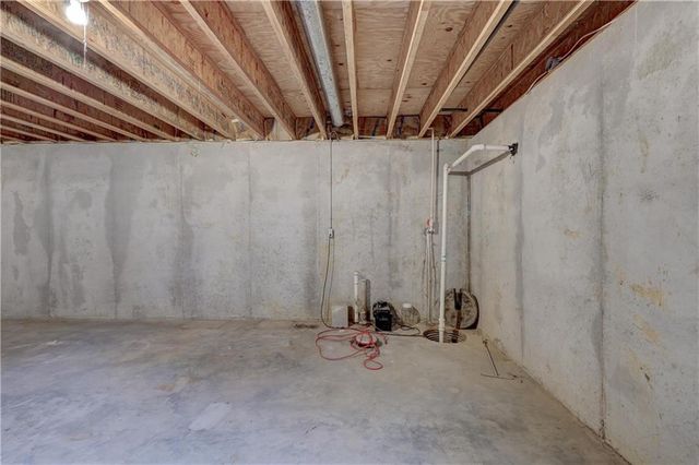 2908 Woodgate Drive, Pittsburg, KS 66762