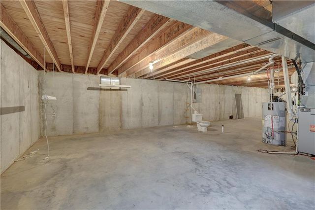 2908 Woodgate Drive, Pittsburg, KS 66762