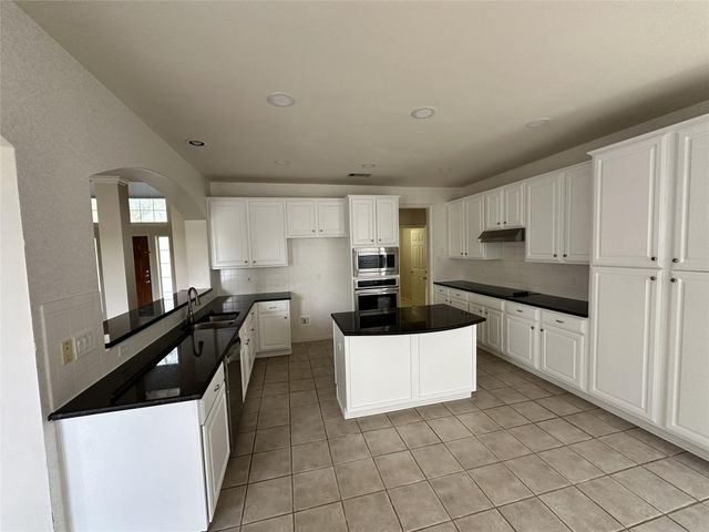 9405 Ashton RDG, Austin, TX 78750