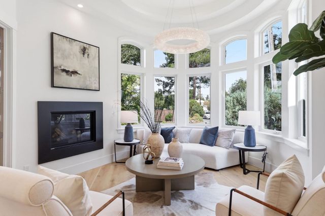 3990 Laguna Avenue, Palo Alto, CA 94306