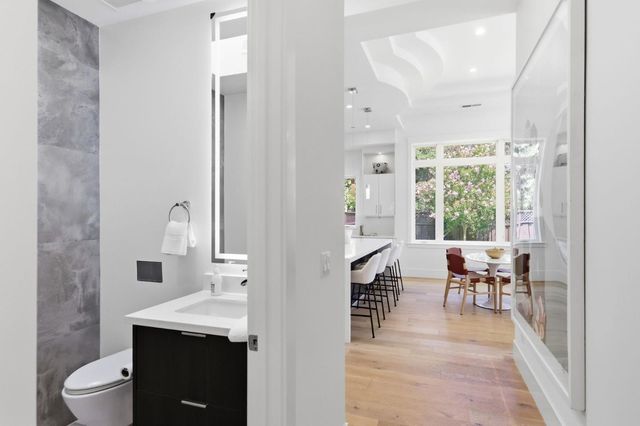 3990 Laguna Avenue, Palo Alto, CA 94306