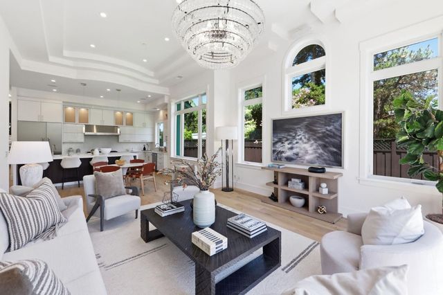 3990 Laguna Avenue, Palo Alto, CA 94306