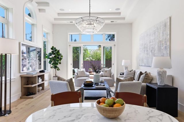 3990 Laguna Avenue, Palo Alto, CA 94306