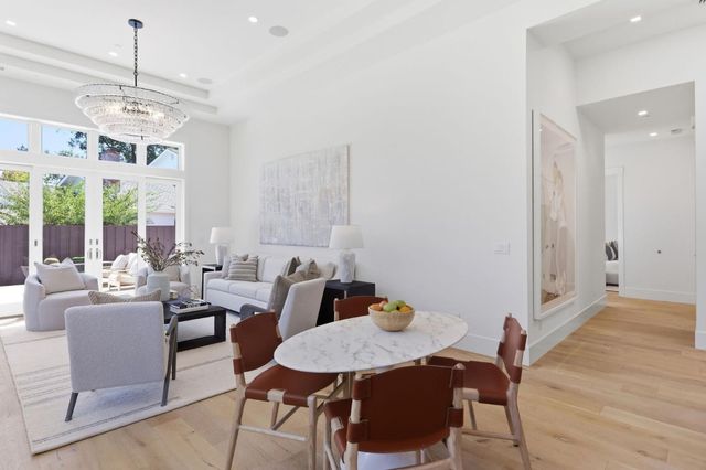 3990 Laguna Avenue, Palo Alto, CA 94306