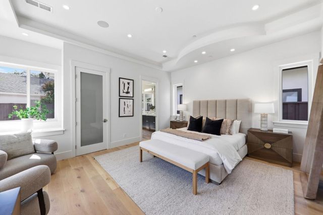 3990 Laguna Avenue, Palo Alto, CA 94306