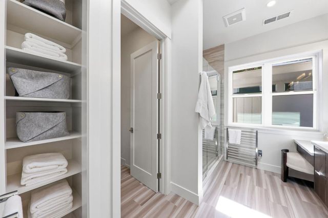 3990 Laguna Avenue, Palo Alto, CA 94306