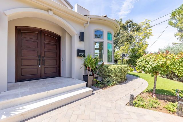 3990 Laguna Avenue, Palo Alto, CA 94306