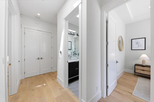 3990 Laguna Avenue, Palo Alto, CA 94306