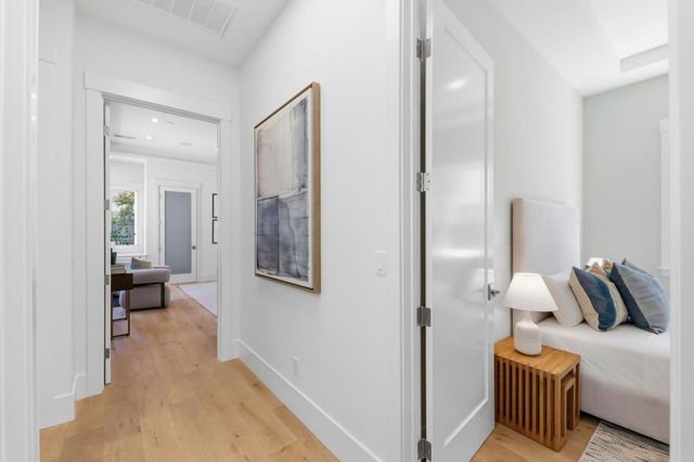 3990 Laguna Avenue, Palo Alto, CA 94306