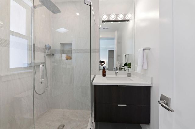 3990 Laguna Avenue, Palo Alto, CA 94306