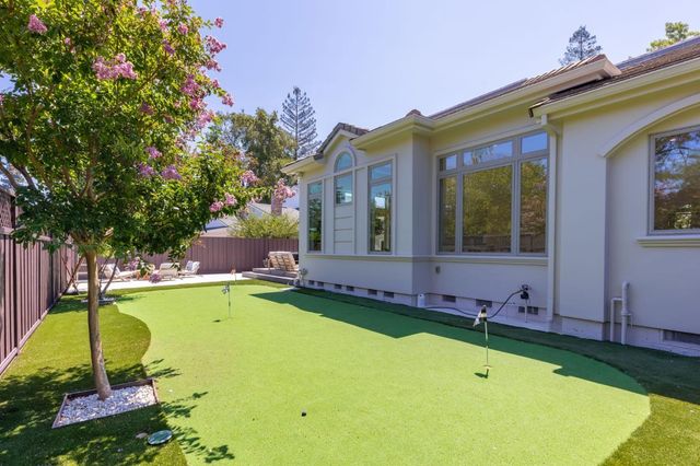 3990 Laguna Avenue, Palo Alto, CA 94306