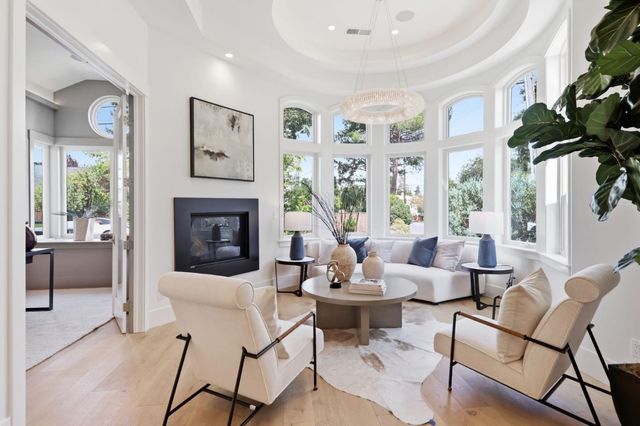3990 Laguna Avenue, Palo Alto, CA 94306