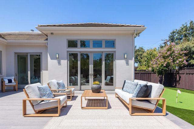 3990 Laguna Avenue, Palo Alto, CA 94306
