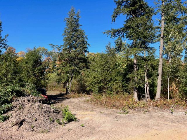 8910 Hemlock Hill Drive, Traverse City, MI 49685