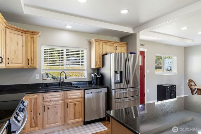 819 Middle Fork Road, Onalaska, WA 98570