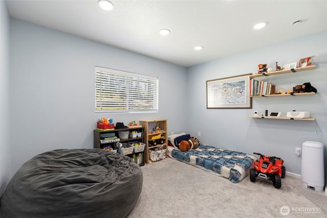 819 Middle Fork Road, Onalaska, WA 98570