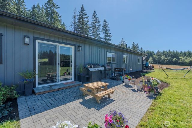 819 Middle Fork Road, Onalaska, WA 98570