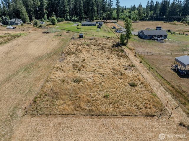 819 Middle Fork Road, Onalaska, WA 98570