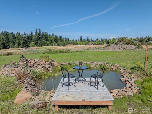 819 Middle Fork Road, Onalaska, WA 98570