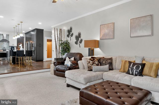 7059 CALVERT DR, Elkridge, MD 21075