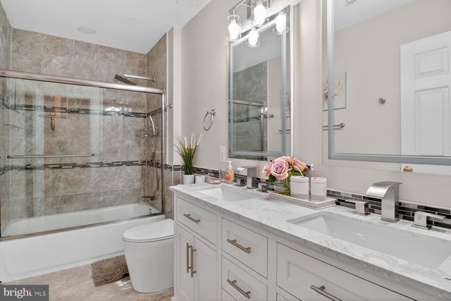 7059 CALVERT DR, Elkridge, MD 21075