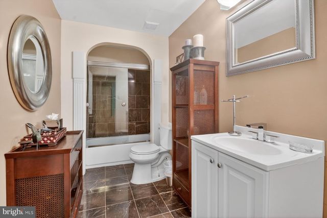 7059 CALVERT DR, Elkridge, MD 21075