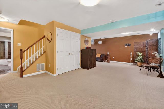 7059 CALVERT DR, Elkridge, MD 21075