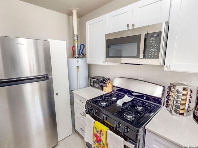 128 Claremont Ave, San Antonio, TX 78209