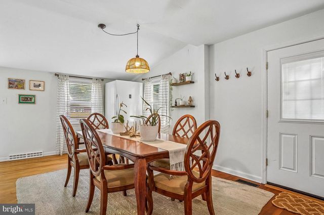 1217 PINE AVE, Shady Side, MD 20764