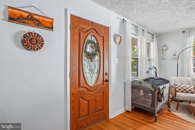 1217 PINE AVE, Shady Side, MD 20764