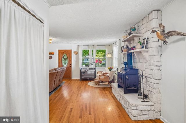 1217 PINE AVE, Shady Side, MD 20764