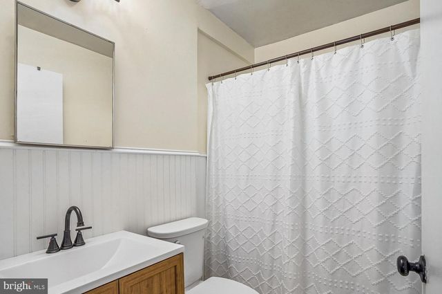 1217 PINE AVE, Shady Side, MD 20764