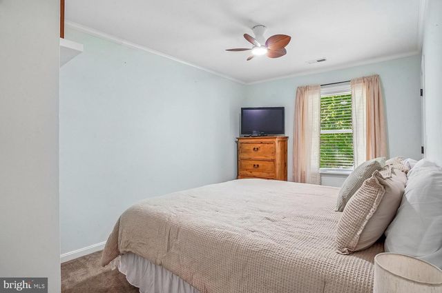 1217 PINE AVE, Shady Side, MD 20764