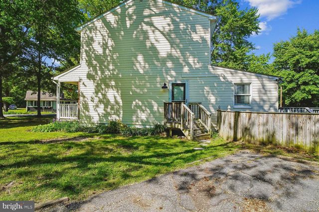 1217 PINE AVE, Shady Side, MD 20764