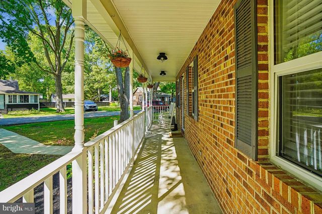 1217 PINE AVE, Shady Side, MD 20764