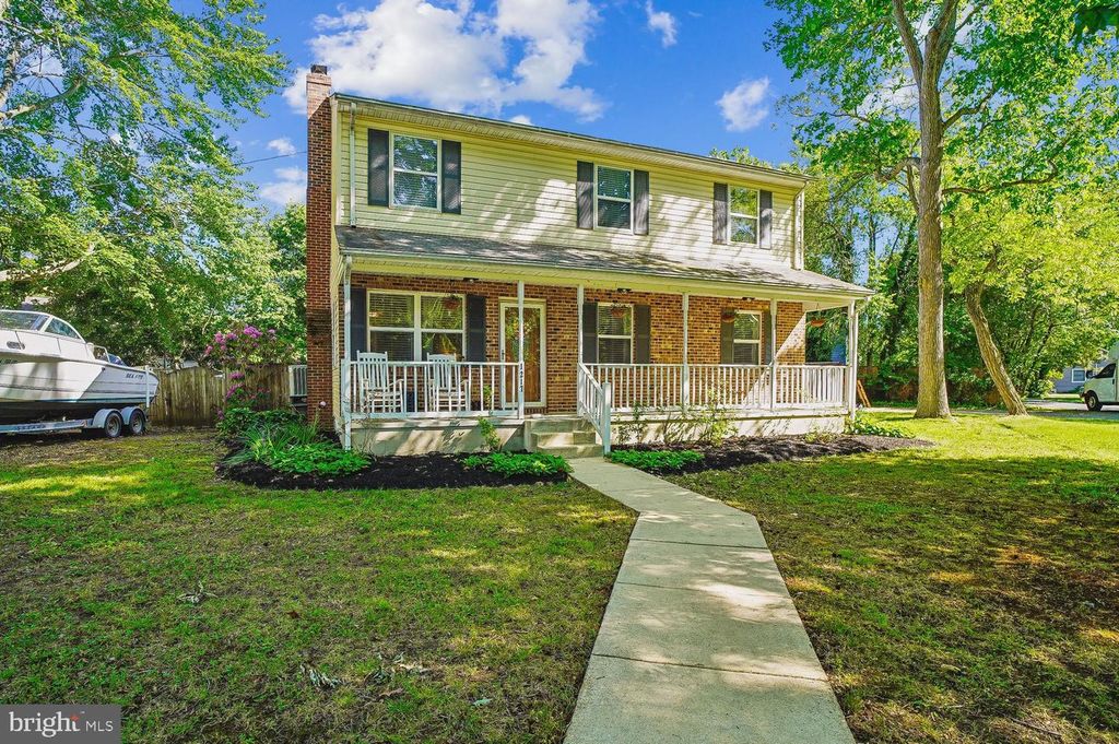 1217 PINE AVE, Shady Side, MD 20764