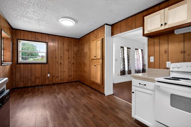1372 Jamestown Hwy, Livingston, TN 38570