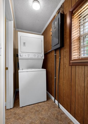 1372 Jamestown Hwy, Livingston, TN 38570