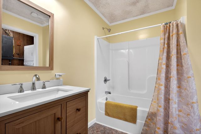 1372 Jamestown Hwy, Livingston, TN 38570