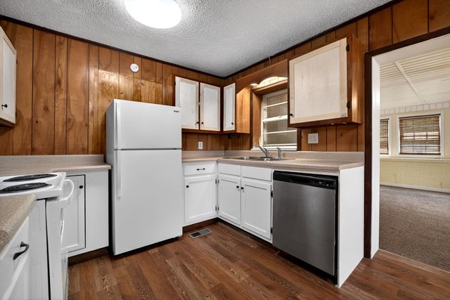 1372 Jamestown Hwy, Livingston, TN 38570