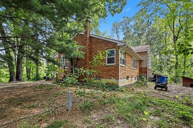 11091 W Drive, Bellevue, MI 49021