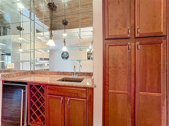 2 ESCONDIDO CIRCLE 190, Altamonte Springs, FL 32701