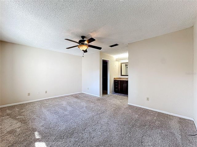 2 ESCONDIDO CIRCLE 190, Altamonte Springs, FL 32701