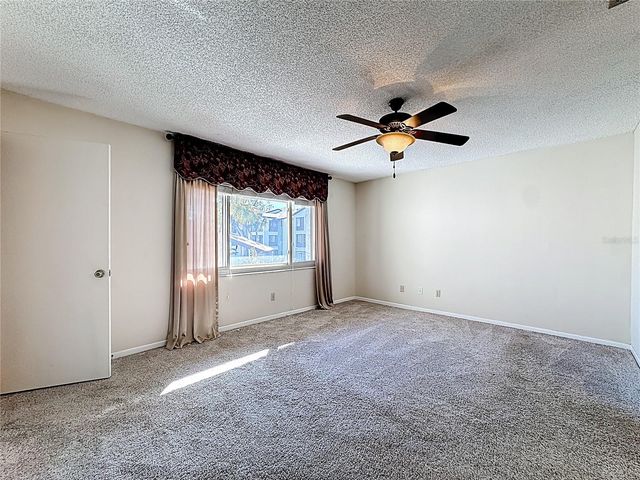 2 ESCONDIDO CIRCLE 190, Altamonte Springs, FL 32701