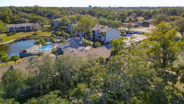 2 ESCONDIDO CIRCLE 190, Altamonte Springs, FL 32701