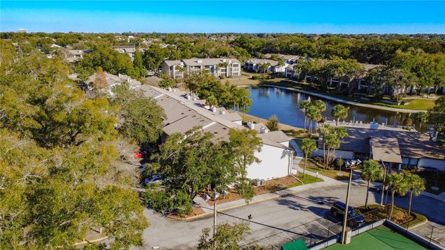 2 ESCONDIDO CIRCLE 190, Altamonte Springs, FL 32701