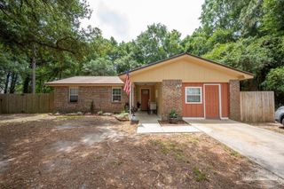 8687 John Hamm Rd, Milton, FL 32583