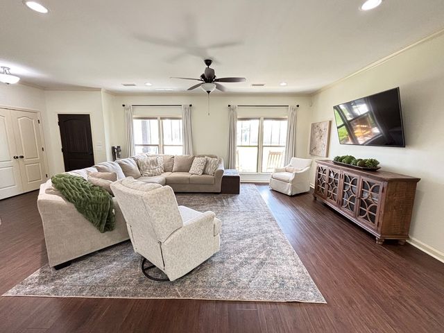 102 Gwinnett Place, Dothan, AL 36301